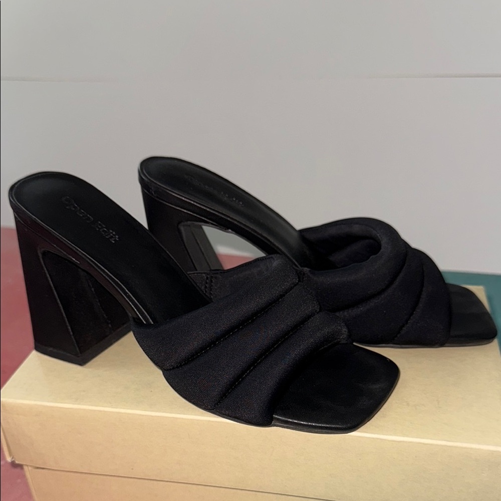 Open Edit Women's Black Block Heel Mules puffy slides 7.5
